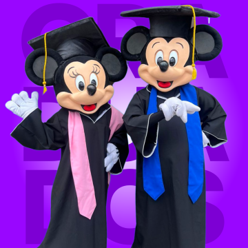 MICKEY Y MINNIE / GRADUADOS